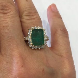 Solid 14K Yellow Gold Emerald Diamond Accent Ring